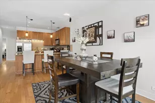1909 W North Ave, Chicago, IL 60622 - Photo 7