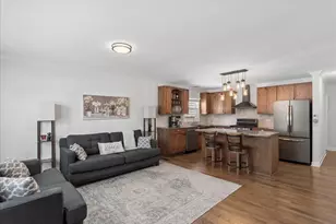 313 Maple Ln, Round Lake, IL 60073 - Photo 3