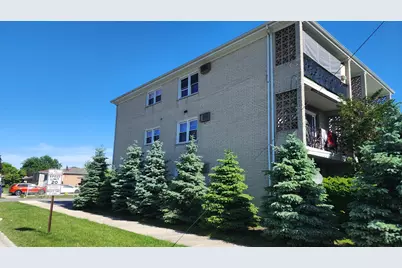 8125 S Roberts Road, Bridgeview, IL 60455 - Photo 11