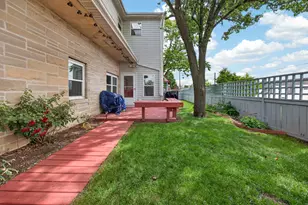 21 Berenz Pl, Bloomington, IL 61701 - Photo 29
