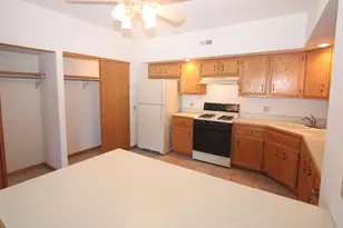 2851 Heritage Dr, Joliet, IL 60435 - Photo 9