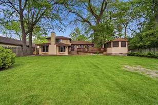 904 Glendale Rd, Glenview, IL 60025 - Photo 25