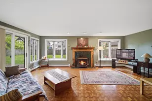 904 Glendale Rd, Glenview, IL 60025 - Photo 17