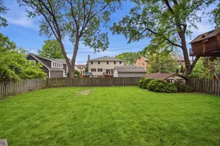 904 Glendale Rd, Glenview, IL 60025 - Photo 23