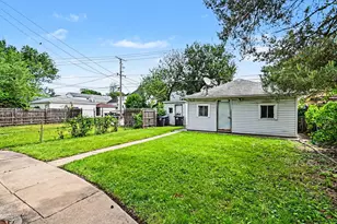 [Address not provided], Maywood, IL 60153 - Photo 25