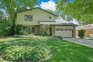 5631 S Elm St, Hinsdale, IL 60521 - Photo 1