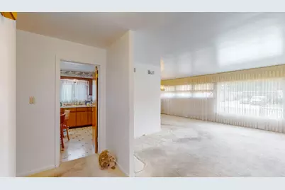 2816 W Bryn Mawr Avenue, Chicago, IL 60659 - Photo 7