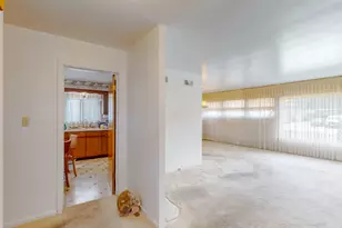 2816 W Bryn Mawr Ave, Chicago, IL 60659 - Photo 7