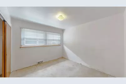 2816 W Bryn Mawr Avenue, Chicago, IL 60659 - Photo 11