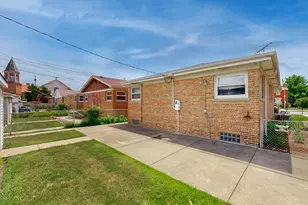 2816 W Bryn Mawr Ave, Chicago, IL 60659 - Photo 21