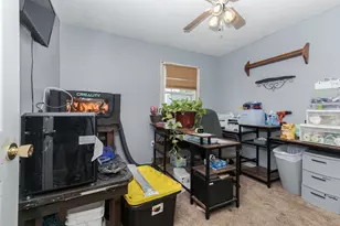 1301 W Indian Dr, Pontiac, IL 61764 - Photo 17