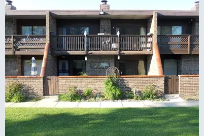108 Kenneth Circle, Elgin, IL 60120 - Photo 1