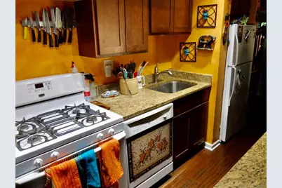 108 Kenneth Circle, Elgin, IL 60120 - Photo 7