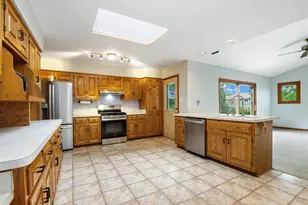 220 Grant Ave, Frankfort, IL 60423 - Photo 9