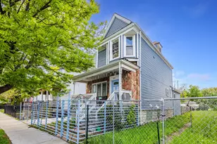 844 N Laramie Ave, Chicago, IL 60651 - Photo 1
