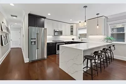 3422 N Bosworth Avenue #2, Chicago, IL 60657 - Photo 3