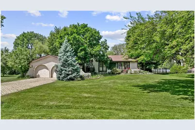 8408 Lakeside Drive, Downers Grove, IL 60516 - Photo 3