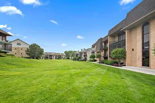 15703 Old Orchard Ct, Orland Park, IL 60462 - Photo 23