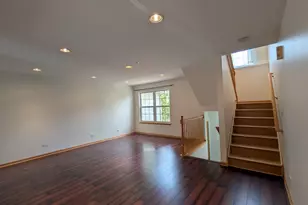 723 River Walk Dr, Wheeling, IL 60090 - Photo 5
