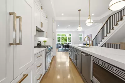 3250 N Racine Avenue #2, Chicago, IL 60657 - Photo 5