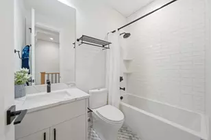 3250 N Racine Ave, Chicago, IL 60657 - Photo 21