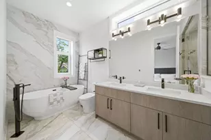 3250 N Racine Ave, Chicago, IL 60657 - Photo 17