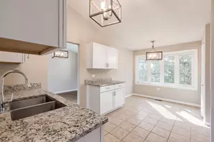 9804 N Lauren Ln, Niles, IL 60714 - Photo 15