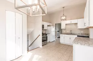 9804 N Lauren Ln, Niles, IL 60714 - Photo 17