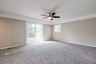 9804 N Lauren Ln, Niles, IL 60714 - Photo 5