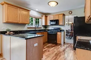 329 Millstream Ln, Oswego, IL 60543 - Photo 7