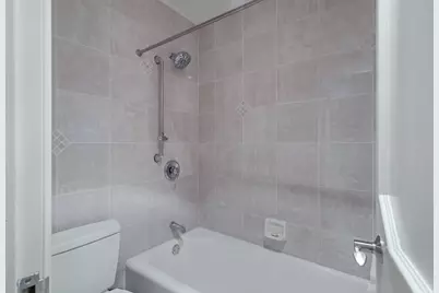 260 E Chestnut Street #2904, Chicago, IL 60611 - Photo 15