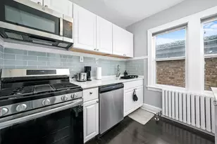 6029 N Austin Ave, Chicago, IL 60646 - Photo 9