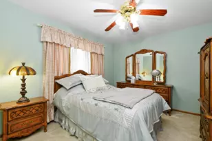 9346 S 55th Ave, Oak Lawn, IL 60453 - Photo 11