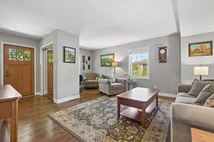 223 W Wilson St, Palatine, IL 60067 - Photo 3