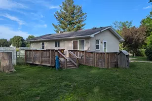 521 12th St, Erie, IL 61250 - Photo 15