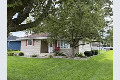 263 N Park Road, Herscher, IL 60941 - Photo 1