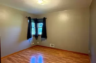 263 N Park Rd, Herscher, IL 60941 - Photo 15