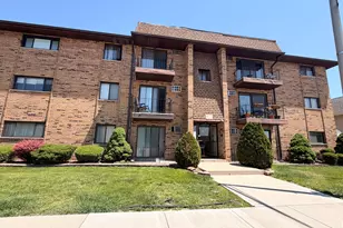 6348 Washington St, Chicago Ridge, IL 60415 - Photo 1