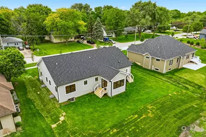 684 Schomer Road, Aurora, IL 60505 - Photo 23
