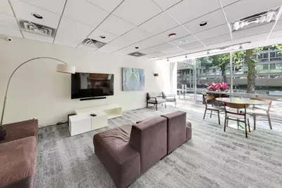2930 N Sheridan Road #702, Chicago, IL 60657 - Photo 15