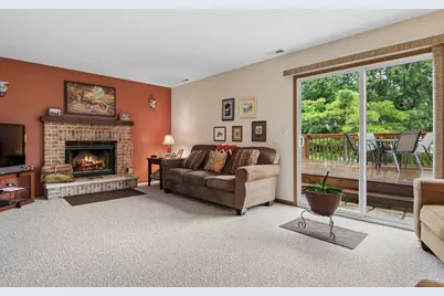 1011 Woodbridge Drive, Cary, IL 60013 - Photo 9