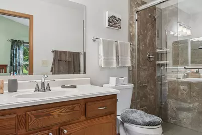 1011 Woodbridge Drive, Cary, IL 60013 - Photo 19