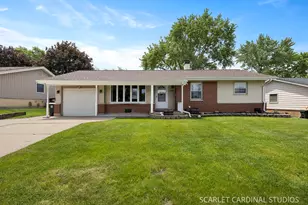 291 Clearmont Dr, Elk Grove Village, IL 60007 - Photo 1