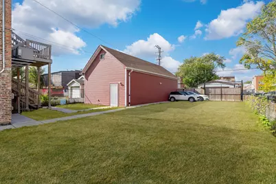 820 N Monticello Avenue, Chicago, IL 60651 - Photo 29