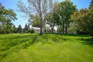 325 Lambert Rd, Glen Ellyn, IL 60137 - Photo 7