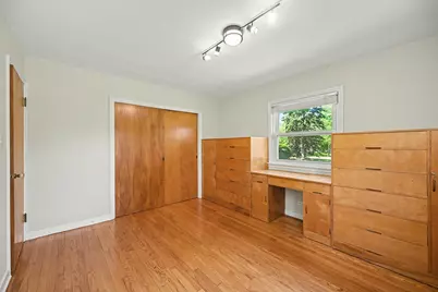 325 Lambert Road, Glen Ellyn, IL 60137 - Photo 19