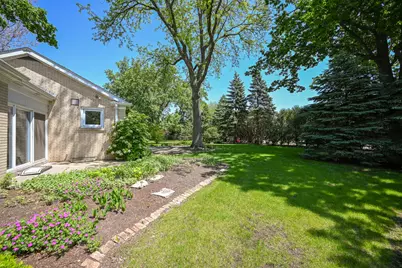 325 Lambert Road, Glen Ellyn, IL 60137 - Photo 29