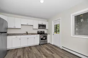 902 3rd St, McHenry, IL 60050 - Photo 3