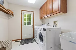 406 Woodview Dr, Prospect Heights, IL 60070 - Photo 13