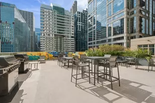200 N Dearborn St, Chicago, IL 60601 - Photo 17
